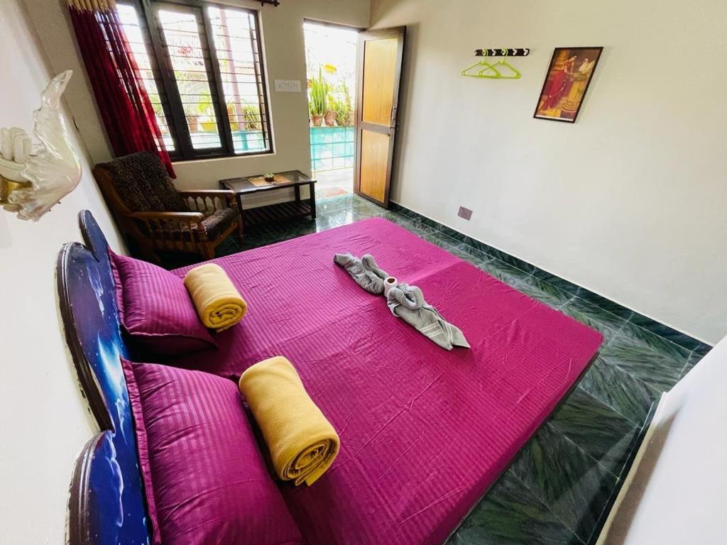 Mountain View Homestay Теккади Экстерьер фото